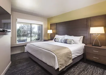 WorldMark Eagle Crest hotel thumbnail 2