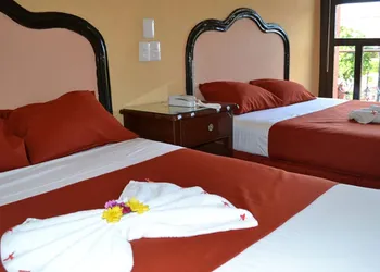 Hotel Plaza hotel thumbnail 7