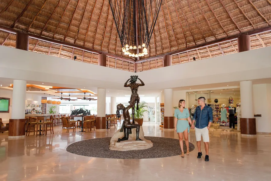The Reef Coco Beach Resort & Spa- Optional All Inclusive hotel detail image 2