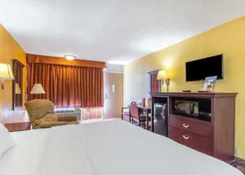 Americas Best Value Inn Elk City hotel thumbnail 7