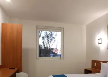 One Guadalajara Periférico Poniente hotel thumbnail 6