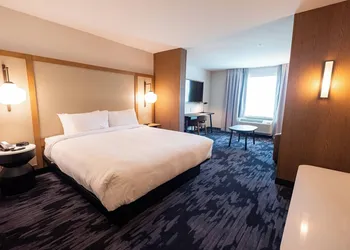 Fairfield Inn & Suites by Marriott Fond du Lac hotel thumbnail 8