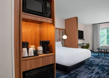 Fairfield Inn & Suites by Marriott Lebanon near Expo Center hotel thumbnail 5