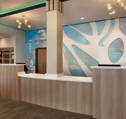La Quinta Inn & Suites by Wyndham San Antonio Seaworld/LAFB hotel detail image 3