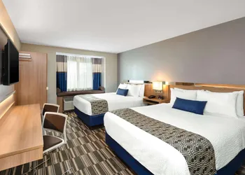 Microtel Inn & Suites by Wyndham Farmington hotel thumbnail 7