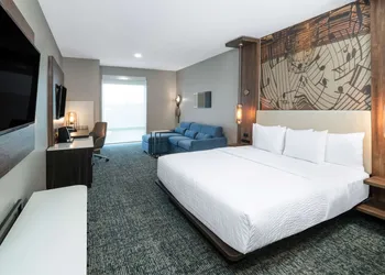 La Quinta Inn & Suites by Wyndham Nashville Downtown / Stadium hotel thumbnail 4