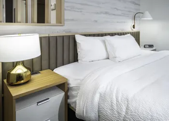 Towneplace Suites By Marriott Louisville Downtown hotel thumbnail 7