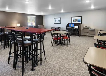 My Place Hotel-Medford OR hotel thumbnail 3