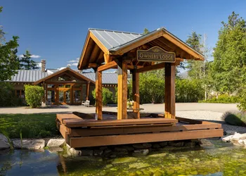 Outback Lakeside Vacation Homes hotel thumbnail 2