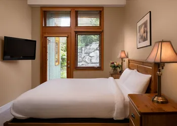 Outback Lakeside Vacation Homes hotel thumbnail 8