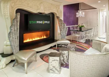 Staypineapple, An Artful Hotel, Midtown hotel thumbnail 4
