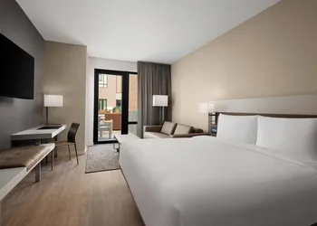 AC Hotel by Marriott Santa Rosa Sonoma Wine Country hotel thumbnail 8