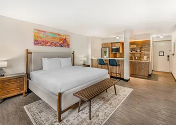 The Quincy, an Ascend Collection Hotel hotel thumbnail 7