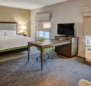 Hampton Inn & Suites San Jose Airport hotel detail image 7