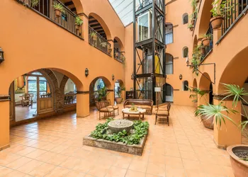 Hotel La Abadia Tradicional hotel thumbnail 3