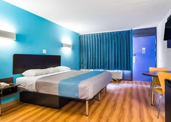 Studio 6 Extended Stay - Lagrange, GA hotel thumbnail 5