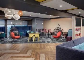 Tru by Hilton Rapid City Rushmore hotel thumbnail 4