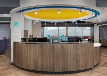 Tru by Hilton Rapid City Rushmore hotel thumbnail 5