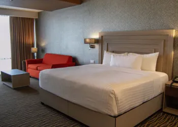 Hilton Garden Inn Leon hotel thumbnail 4