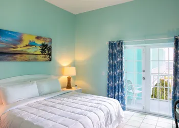 Grassy Flats Resort & Beach Club hotel thumbnail 4