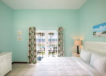 Grassy Flats Resort & Beach Club hotel thumbnail 7