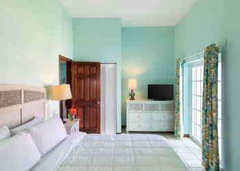 Grassy Flats Resort & Beach Club hotel thumbnail 8