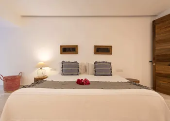 El Careyes Club & Residences hotel thumbnail 6