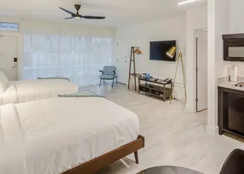Plunge Beach Resort hotel thumbnail 8