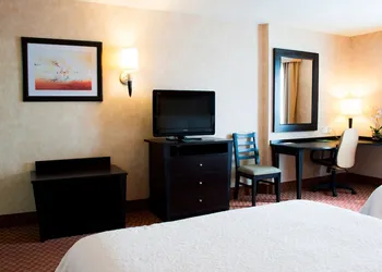 Hampton Inn by Hilton Ciudad Victoria hotel thumbnail 8
