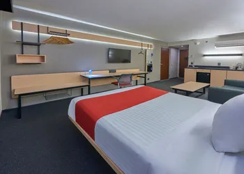 City Express by Marriott Tehuacan hotel thumbnail 8