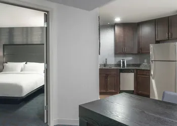 Residence Inn Boston Logan Airport/Chelsea hotel thumbnail 7