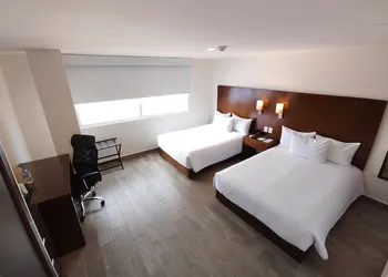 Ramada by Wyndham Tampico Centro hotel thumbnail 8