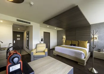 Hotel Riazor Aeropuerto hotel thumbnail 6