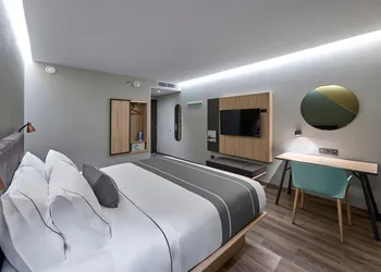 City Express Plus by Marriott Ensenada hotel thumbnail 8