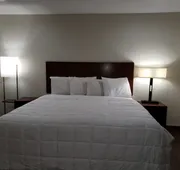 Clear Lakes Inn hotel detail image 5