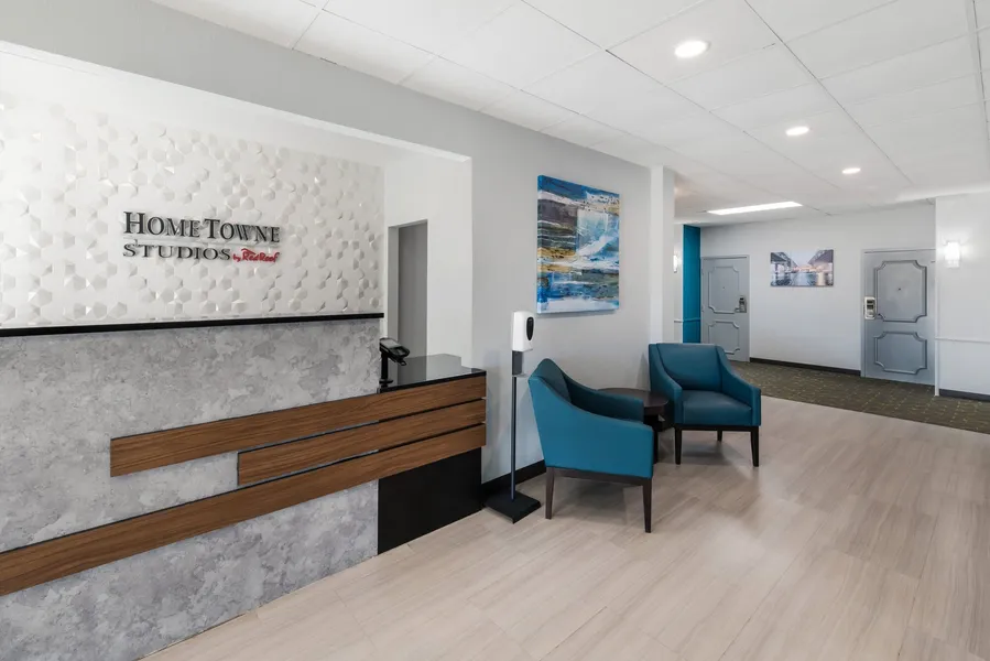 HomeTowne Studios By Red Roof Newport News – Hampton West hotel detail image 2