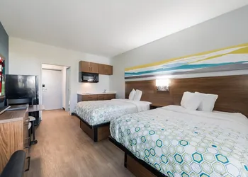 HomeTowne Studios By Red Roof Newport News – Hampton West hotel thumbnail 8