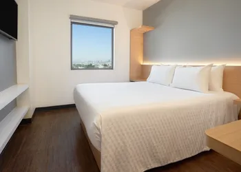 Gamma Querétaro hotel thumbnail 5