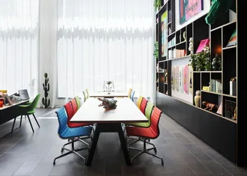 citizenM Los Angeles Downtown hotel thumbnail 3