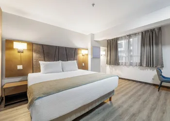Hotel Montreal Metropolitan, an Ascend Collection Hotel hotel thumbnail 5