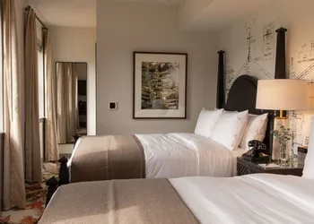 The Lodge at St Edward Park hotel thumbnail 4