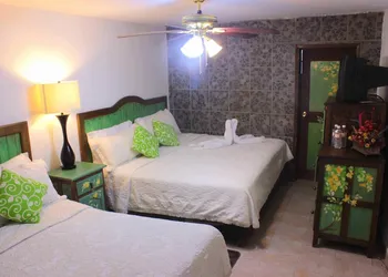 La Huerta hotel thumbnail 5