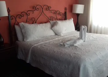 La Huerta hotel thumbnail 6