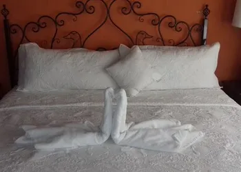 La Huerta hotel thumbnail 7