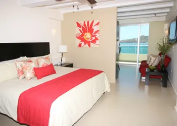 Las Flores Beach Resort hotel thumbnail 3
