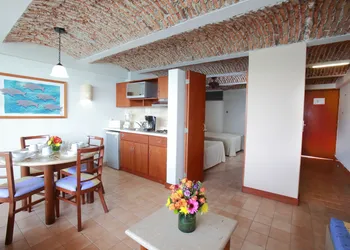 Las Flores Beach Resort hotel thumbnail 5
