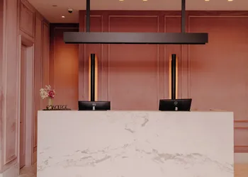 Four Seasons Hotel Montreal hotel thumbnail 5