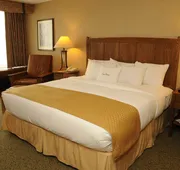 DoubleTree by Hilton Libertyville - Mundelein hotel detail image 4