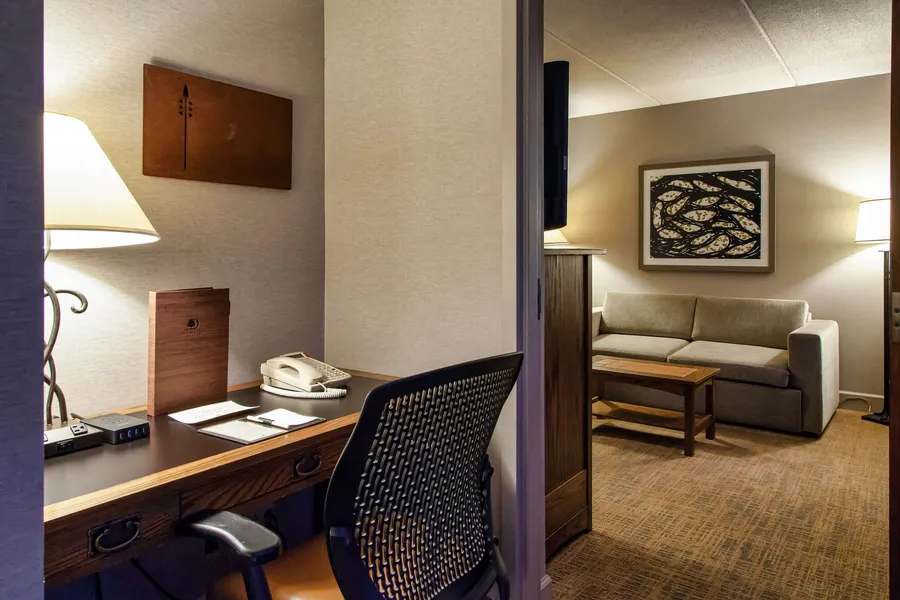 DoubleTree by Hilton Libertyville - Mundelein hotel detail image 6