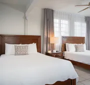 Lazy Parrot Inn hotel detail image 4